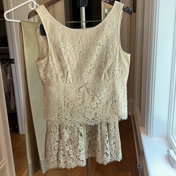 Carlisle matching lace skirt and top set - Picture 3 of 11